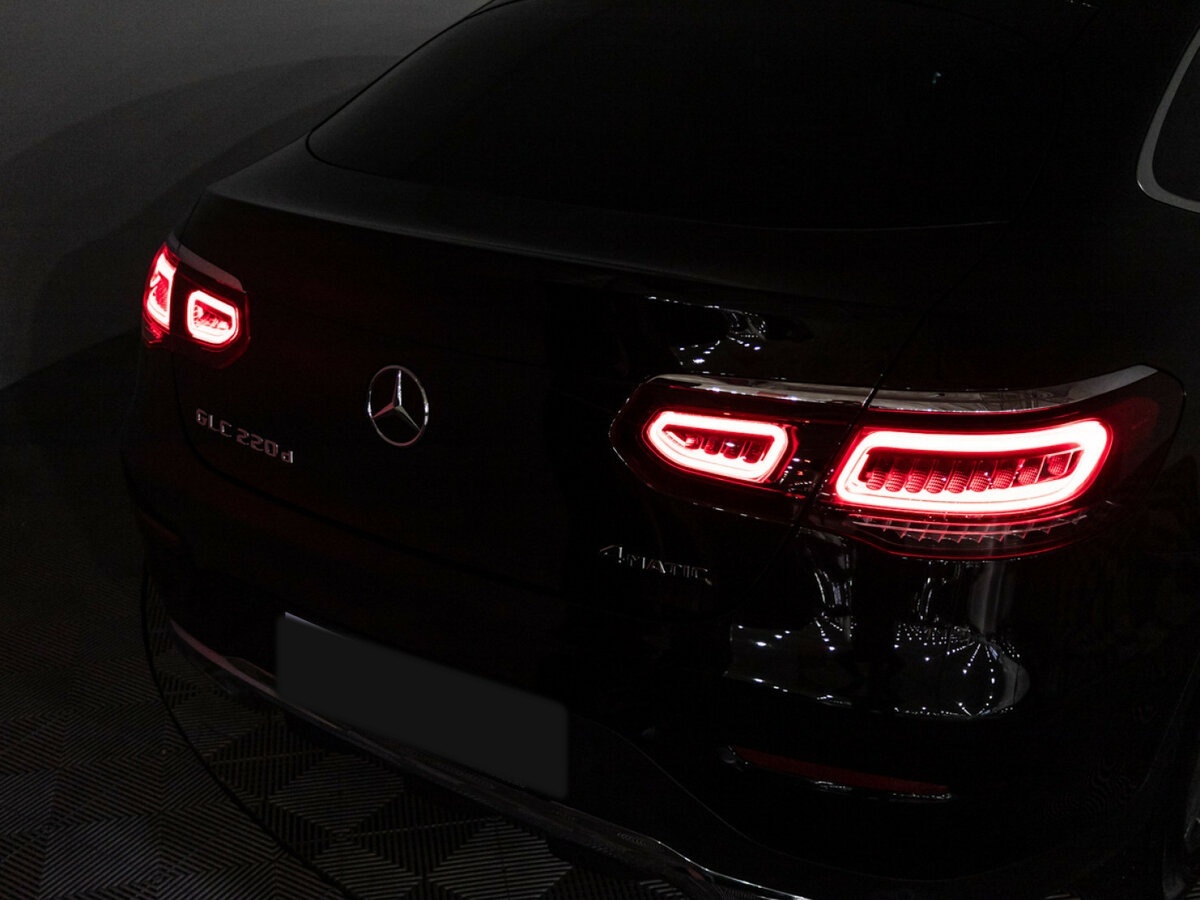 Mercedes-Benz GLC Coupe с пробегом — 2021 год. Фото: #21