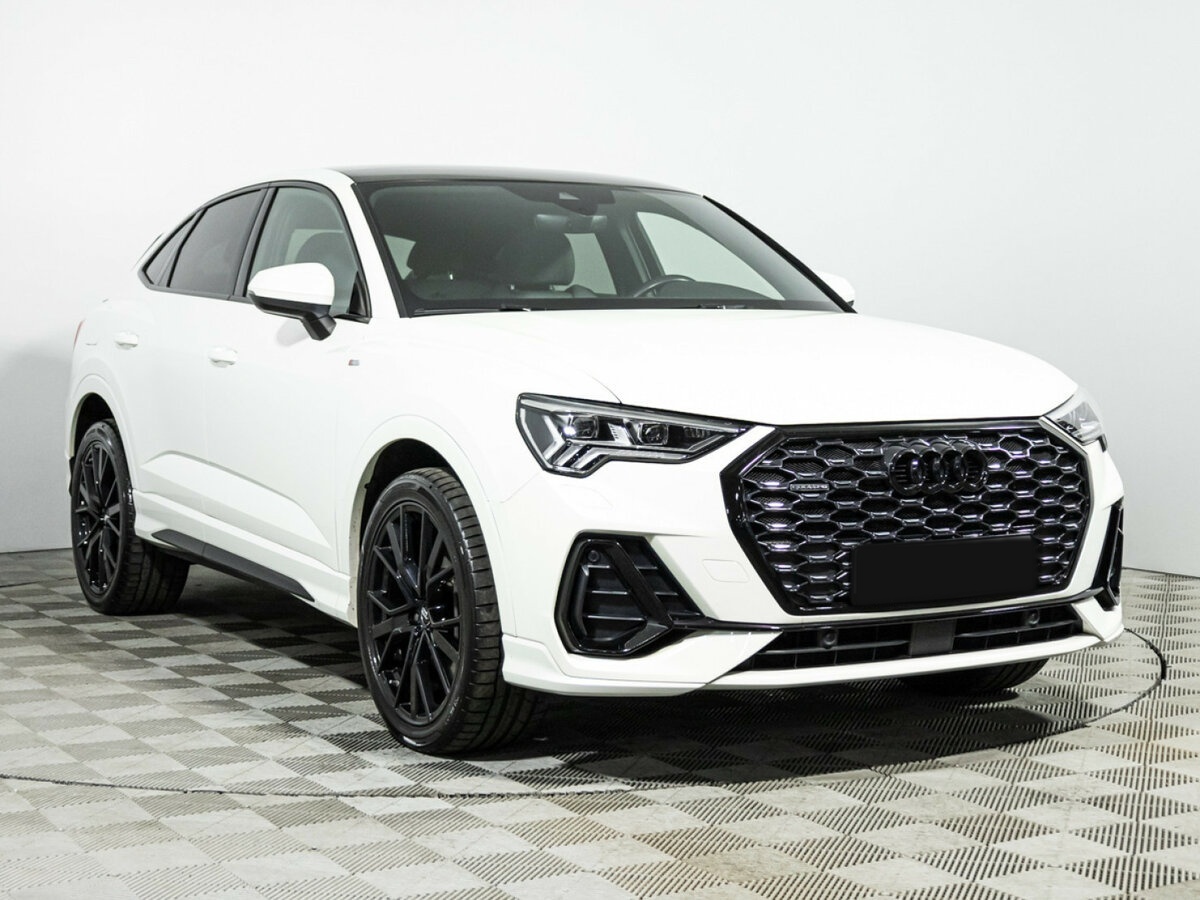 Audi Q3 Sportback с пробегом — 2020 год. Фото: #2