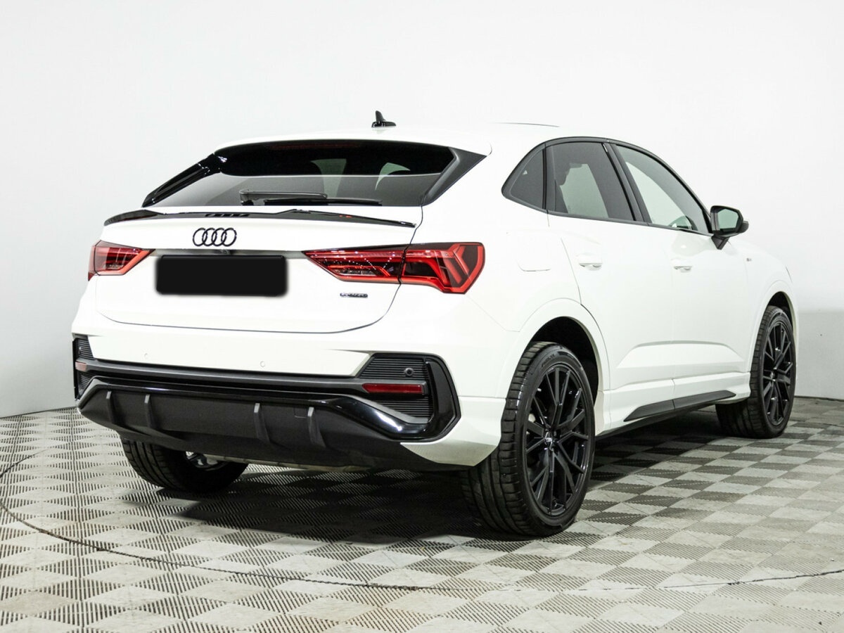 Audi Q3 Sportback с пробегом — 2020 год. Фото: #3