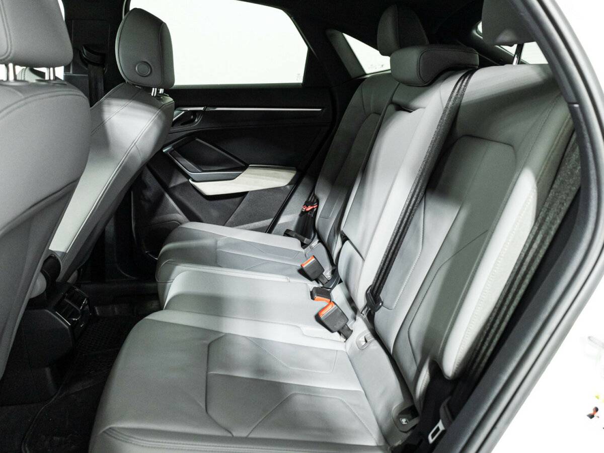 Audi Q3 Sportback с пробегом — 2020 год. Фото: #8