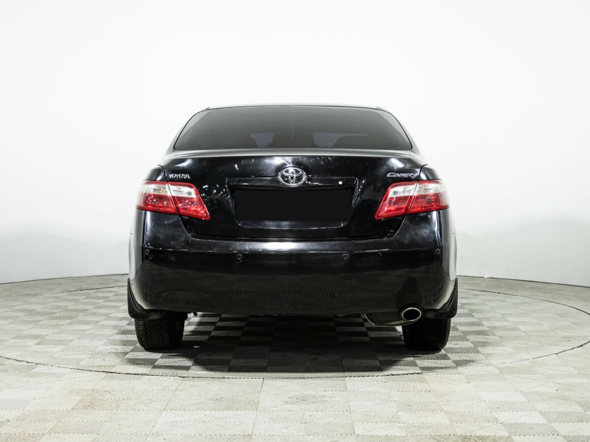 Toyota Camry с пробегом — 2010 год. Фото: #4