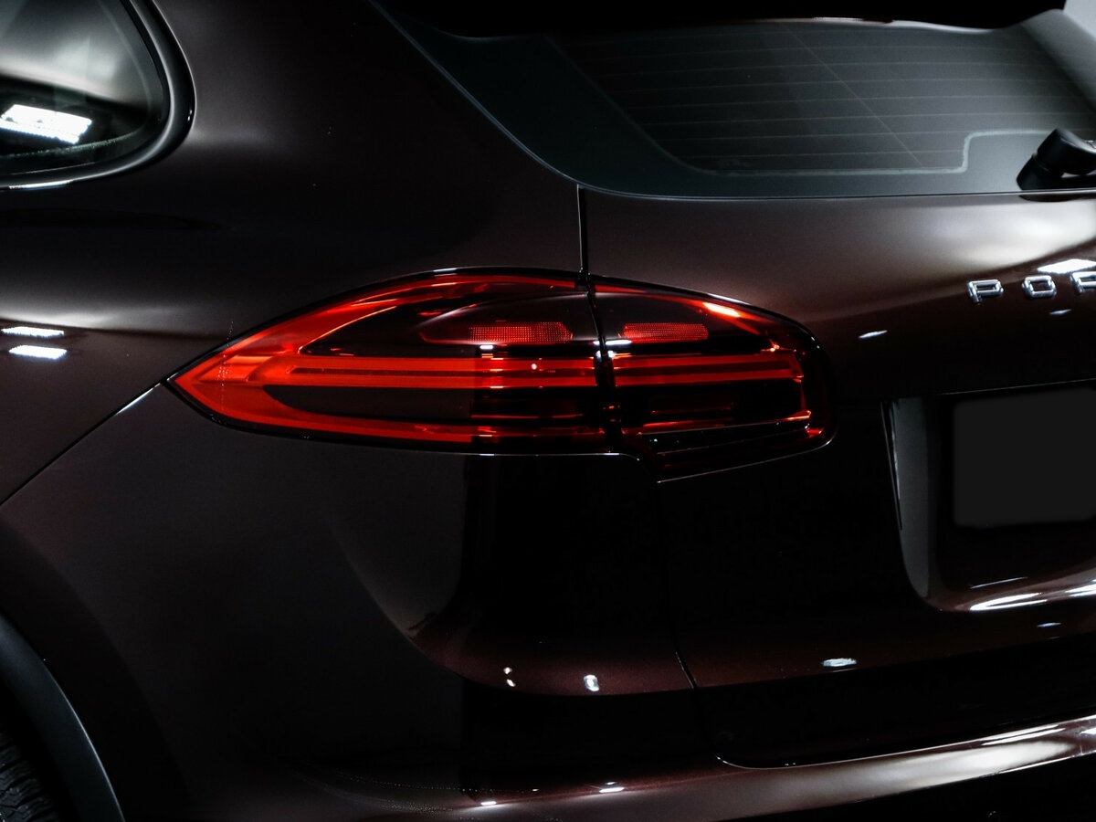Porsche Cayenne с пробегом — 2015 год. Фото: #16