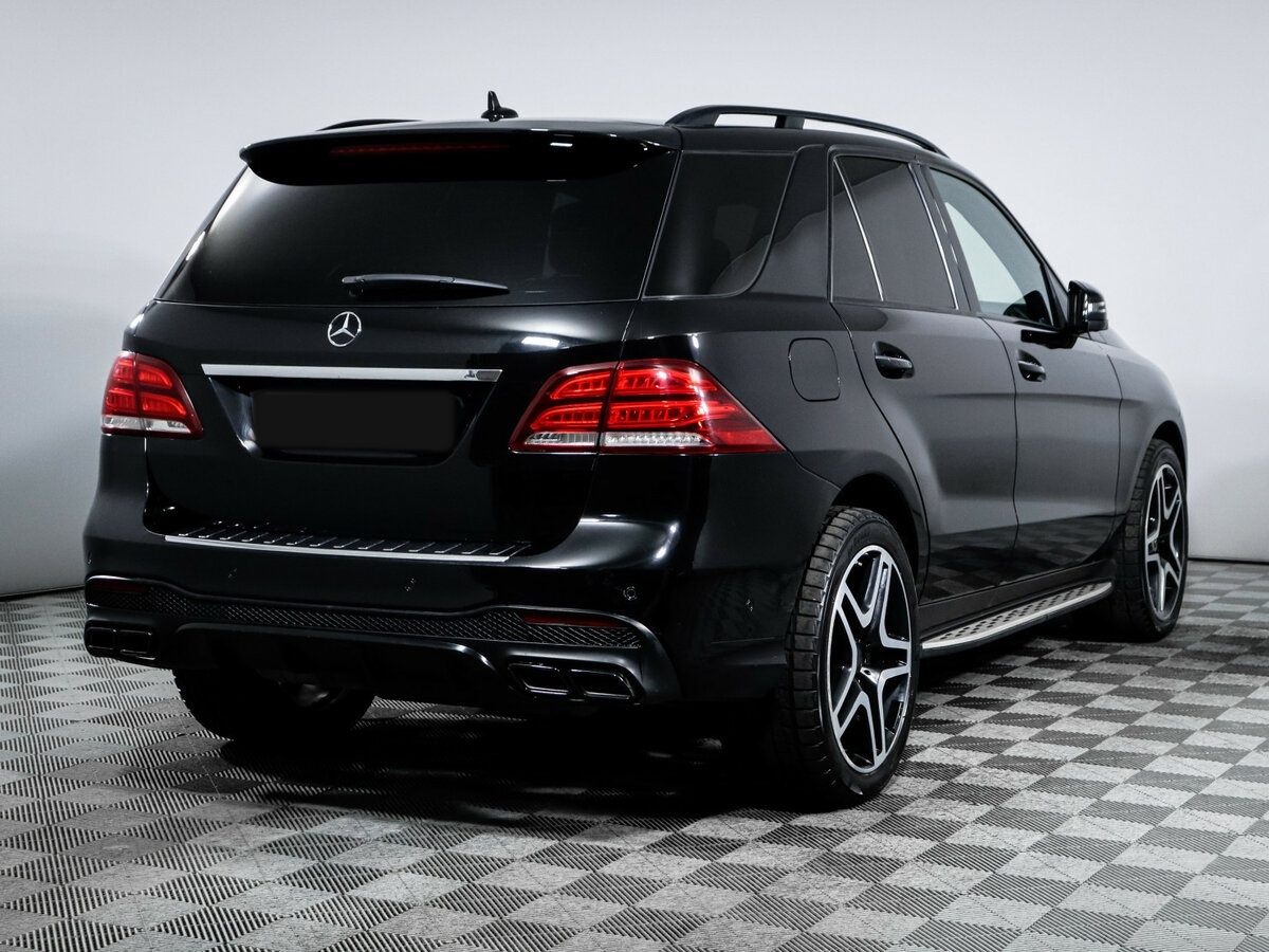 Mercedes-Benz GLE с пробегом — 2015 год. Фото: #4