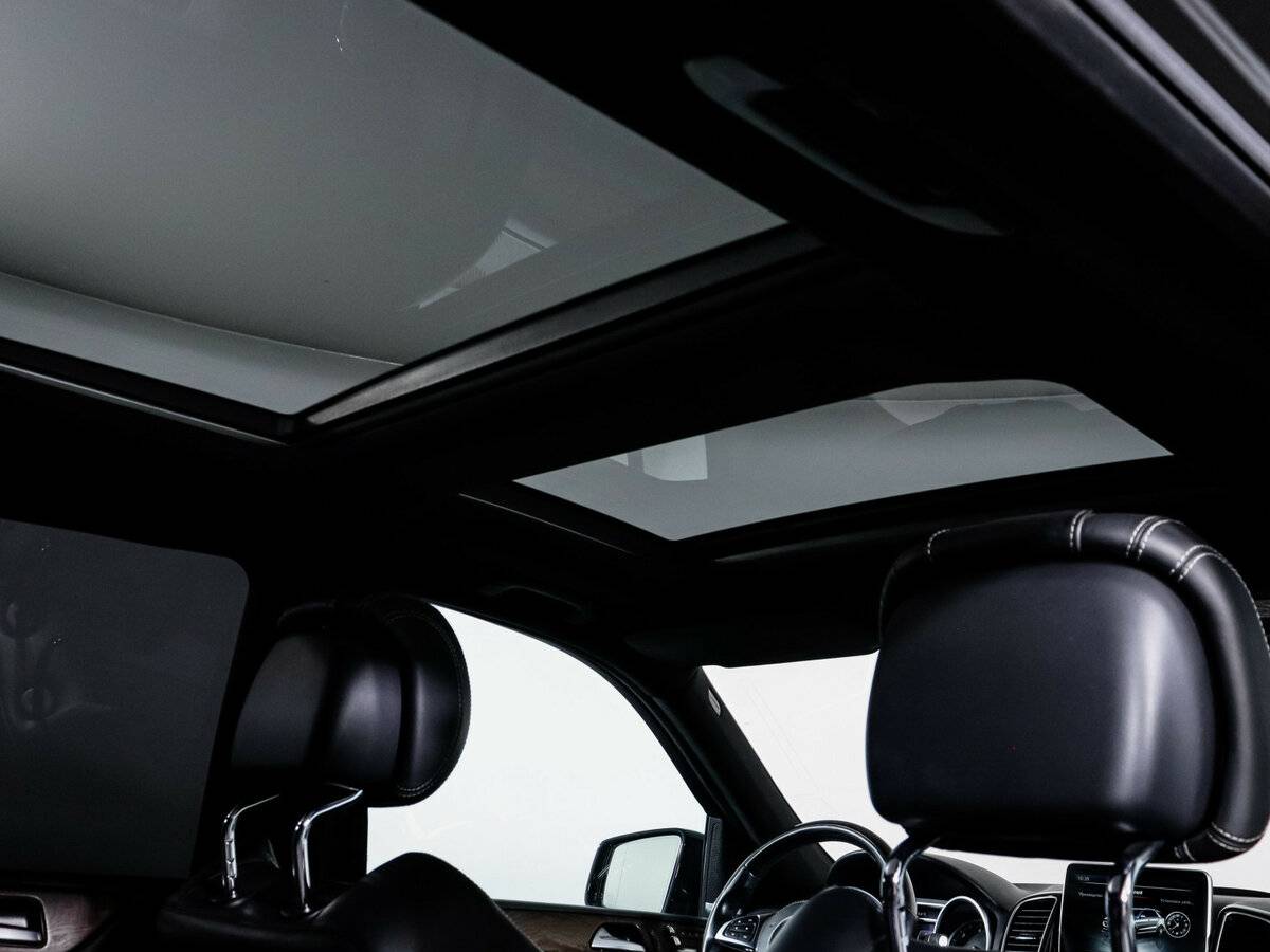 Mercedes-Benz GLE с пробегом — 2015 год. Фото: #14