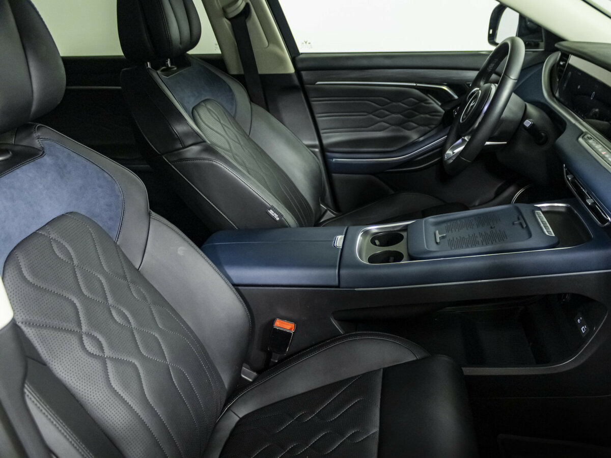 Voyah Free с пробегом — 2023 год. Фото: #7