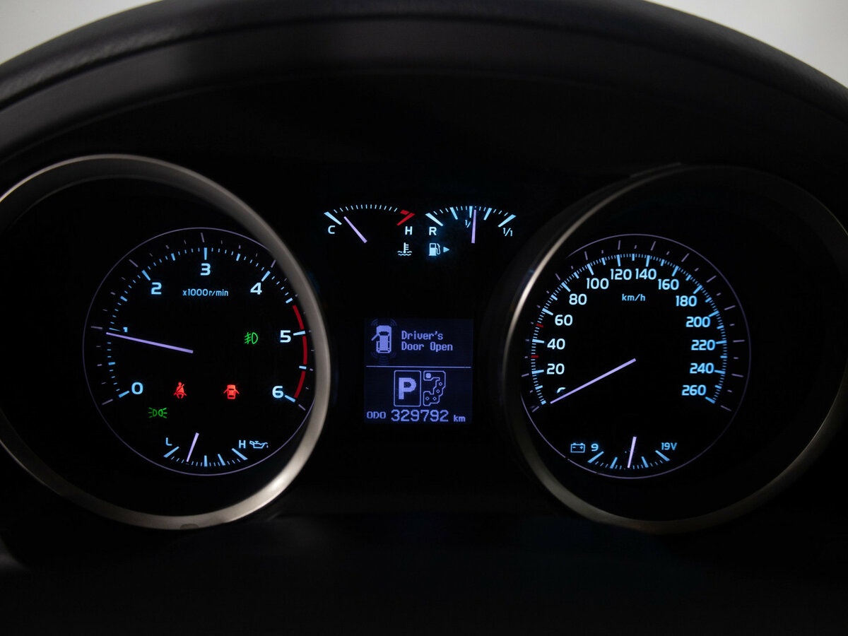 Toyota Land Cruiser с пробегом — 2008 год. Фото: #6