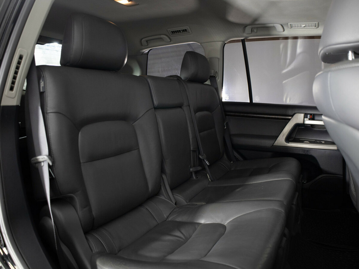 Toyota Land Cruiser с пробегом — 2008 год. Фото: #14