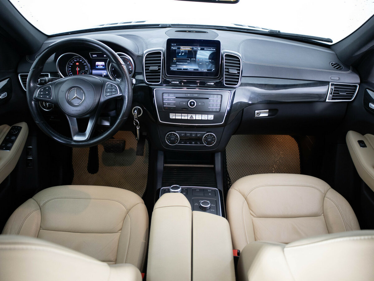 Mercedes-Benz GLS с пробегом — 2016 год. Фото: #8