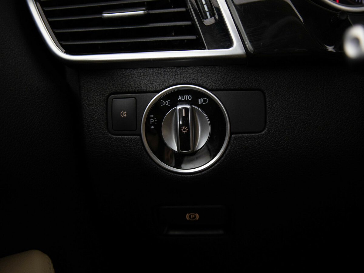 Mercedes-Benz GLS с пробегом — 2016 год. Фото: #20