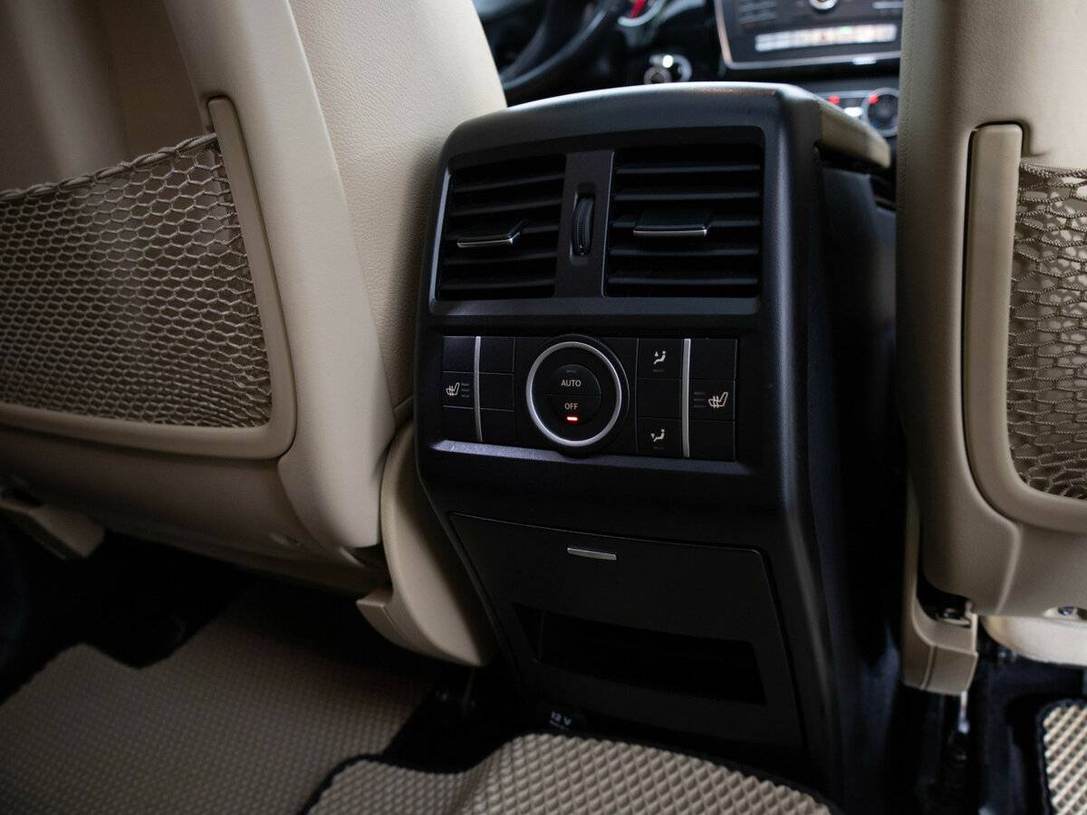 Mercedes-Benz GLS с пробегом — 2016 год. Фото: #25