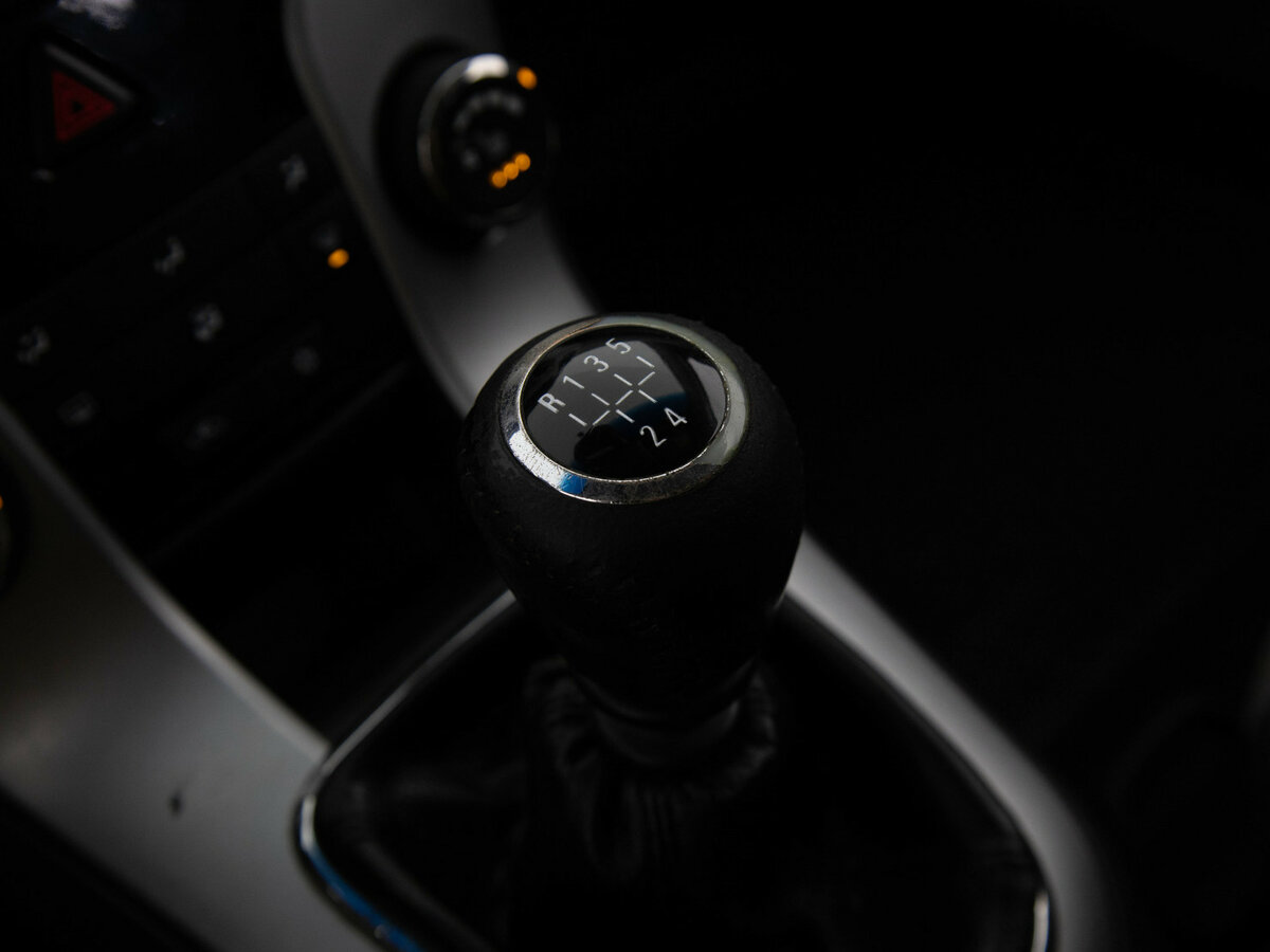 Chevrolet Cruze с пробегом — 2010 год. Фото: #9