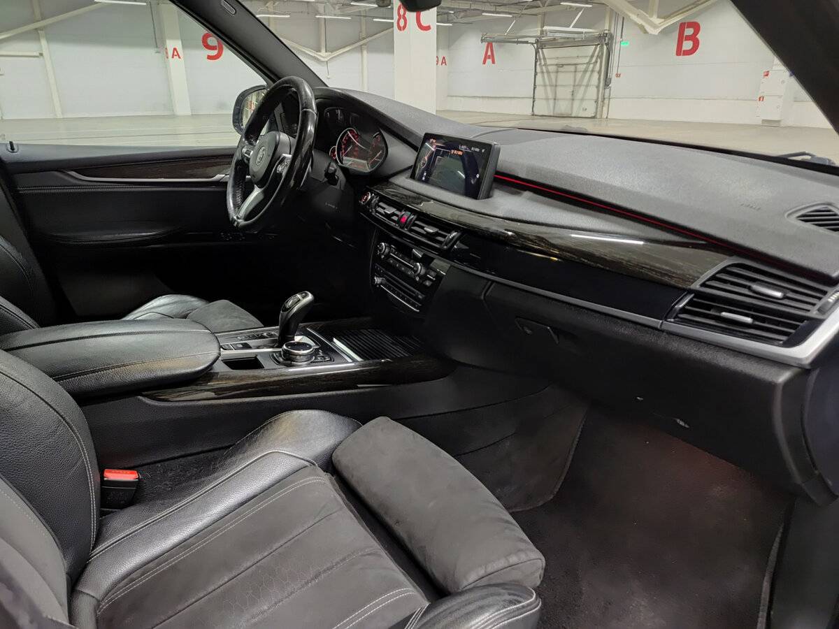 BMW X5 с пробегом — 2013 год. Фото: #10