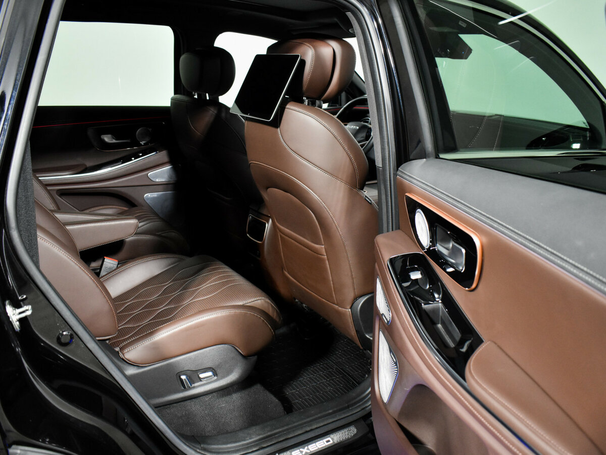 EXEED VX с пробегом — 2023 год. Фото: #10