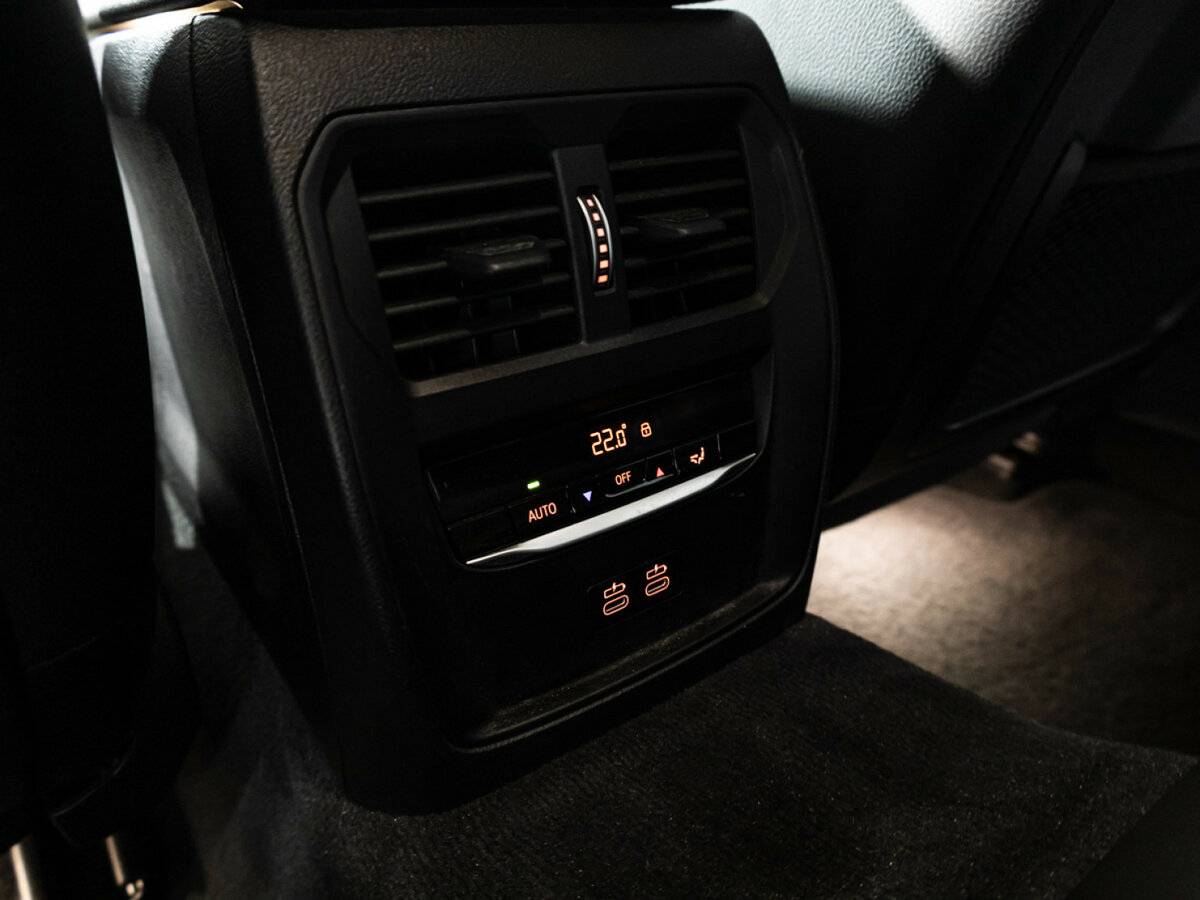 BMW 3 серии с пробегом — 2020 год. Фото: #22