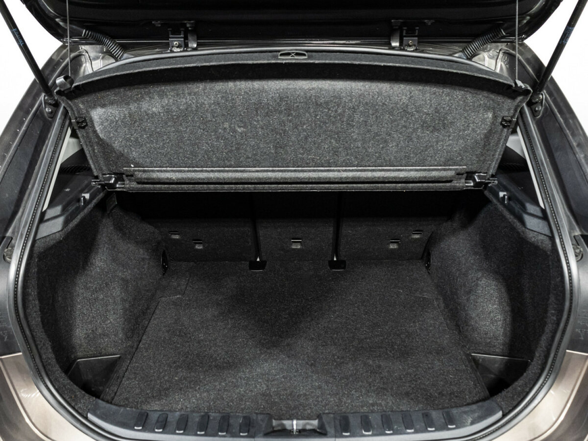 BMW X1 с пробегом — 2011 год. Фото: #15