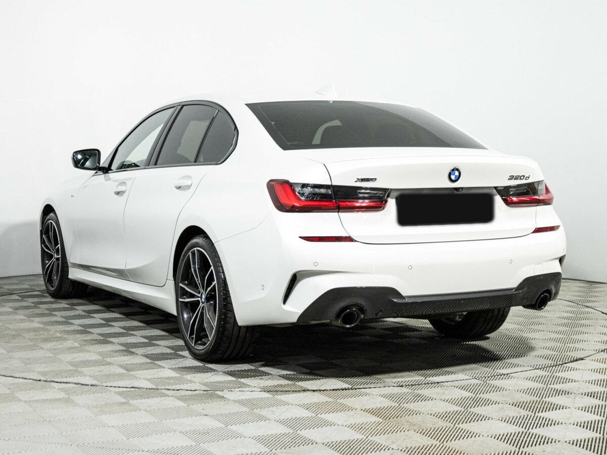 BMW 3 серии с пробегом — 2020 год. Фото: #6