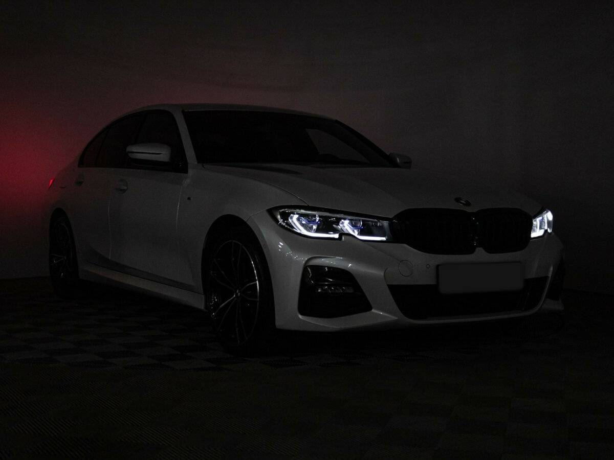 BMW 3 серии с пробегом — 2020 год. Фото: #23
