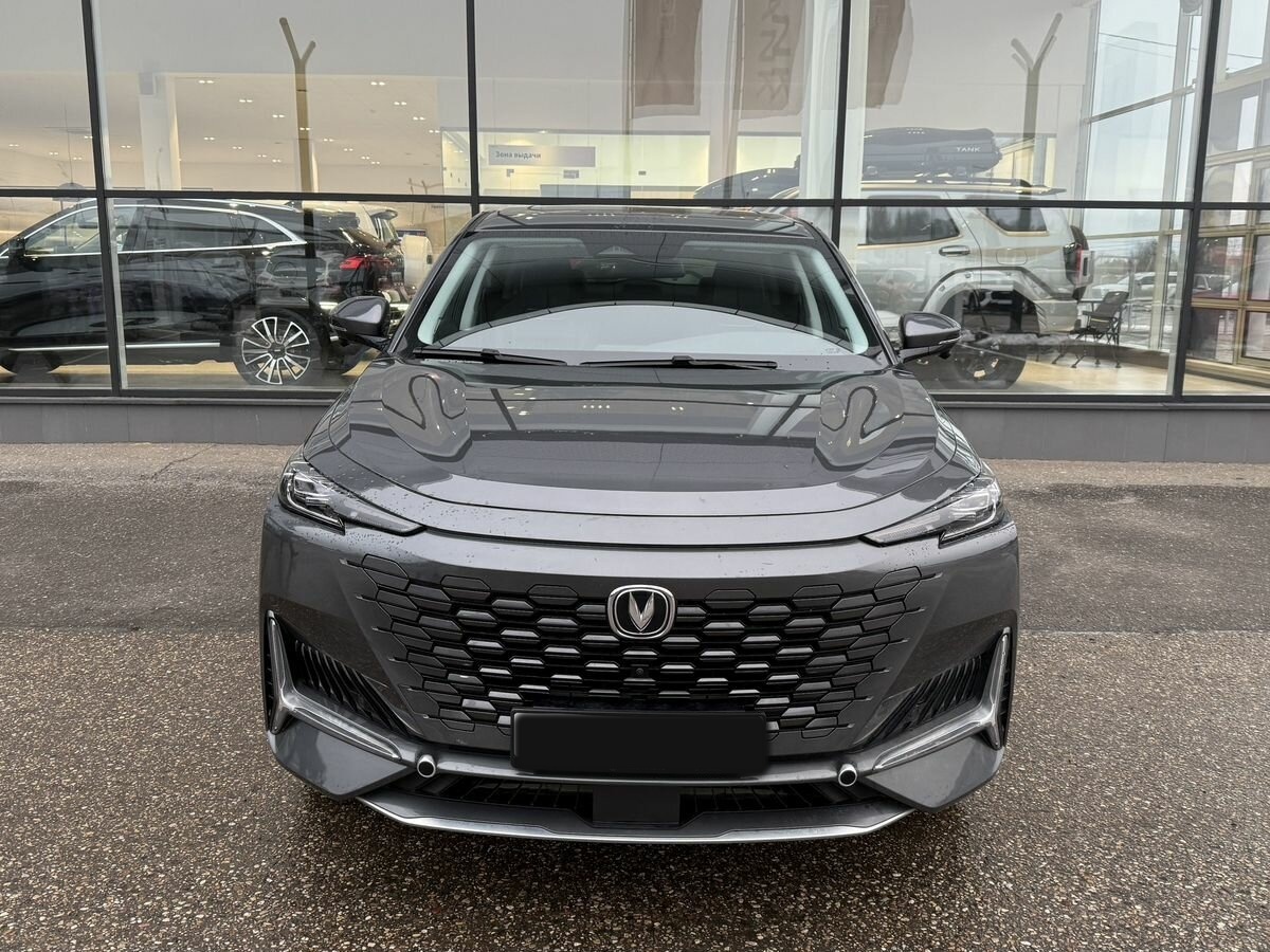 Changan UNI-K с пробегом — 2024 год. Фото: #1