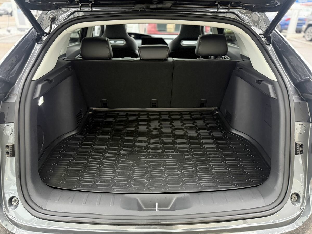 Changan UNI-K с пробегом — 2024 год. Фото: #16