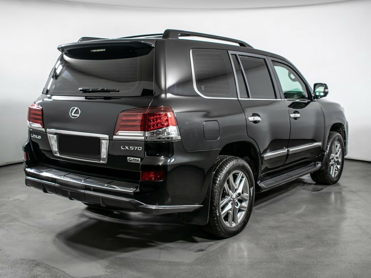 Lexus LX с пробегом — 2012 год. Фото: #4