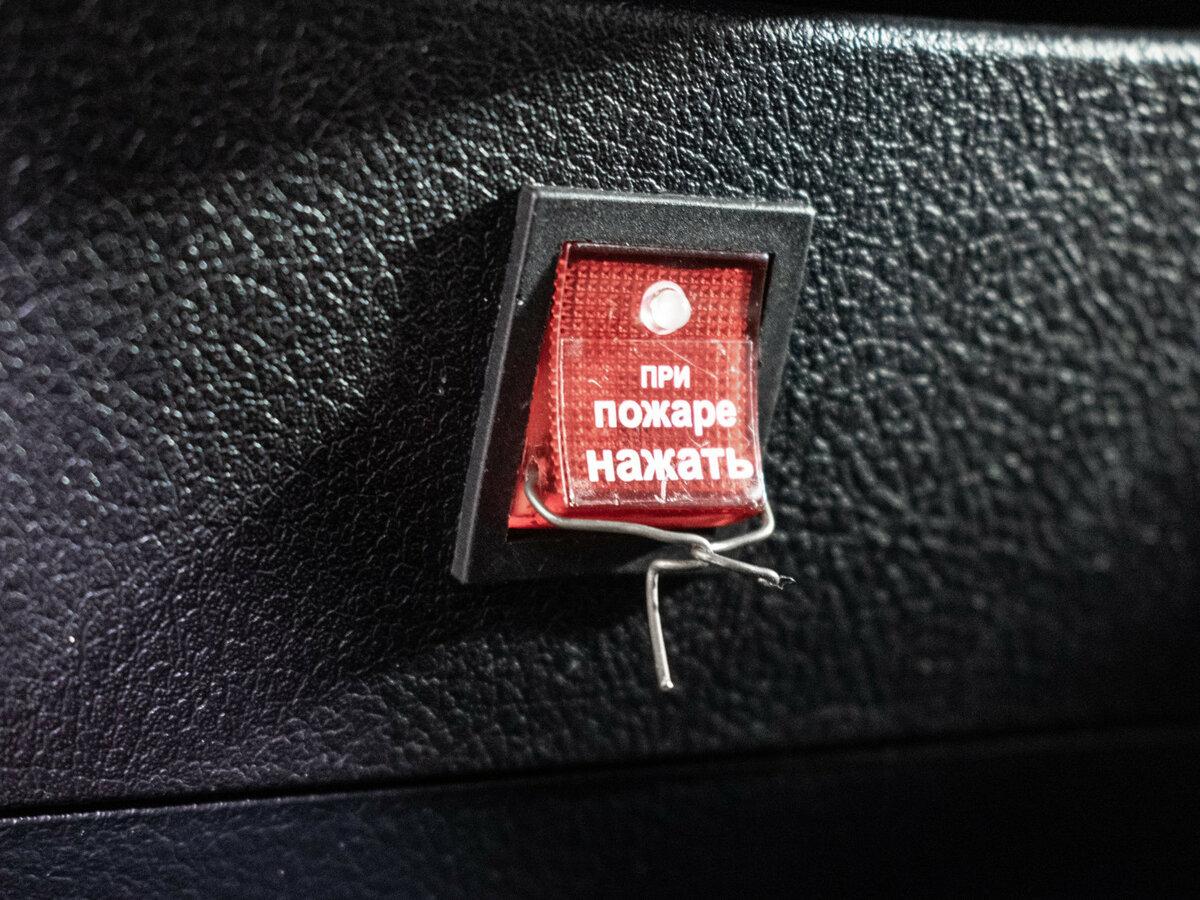 Lexus LX с пробегом — 2012 год. Фото: #20