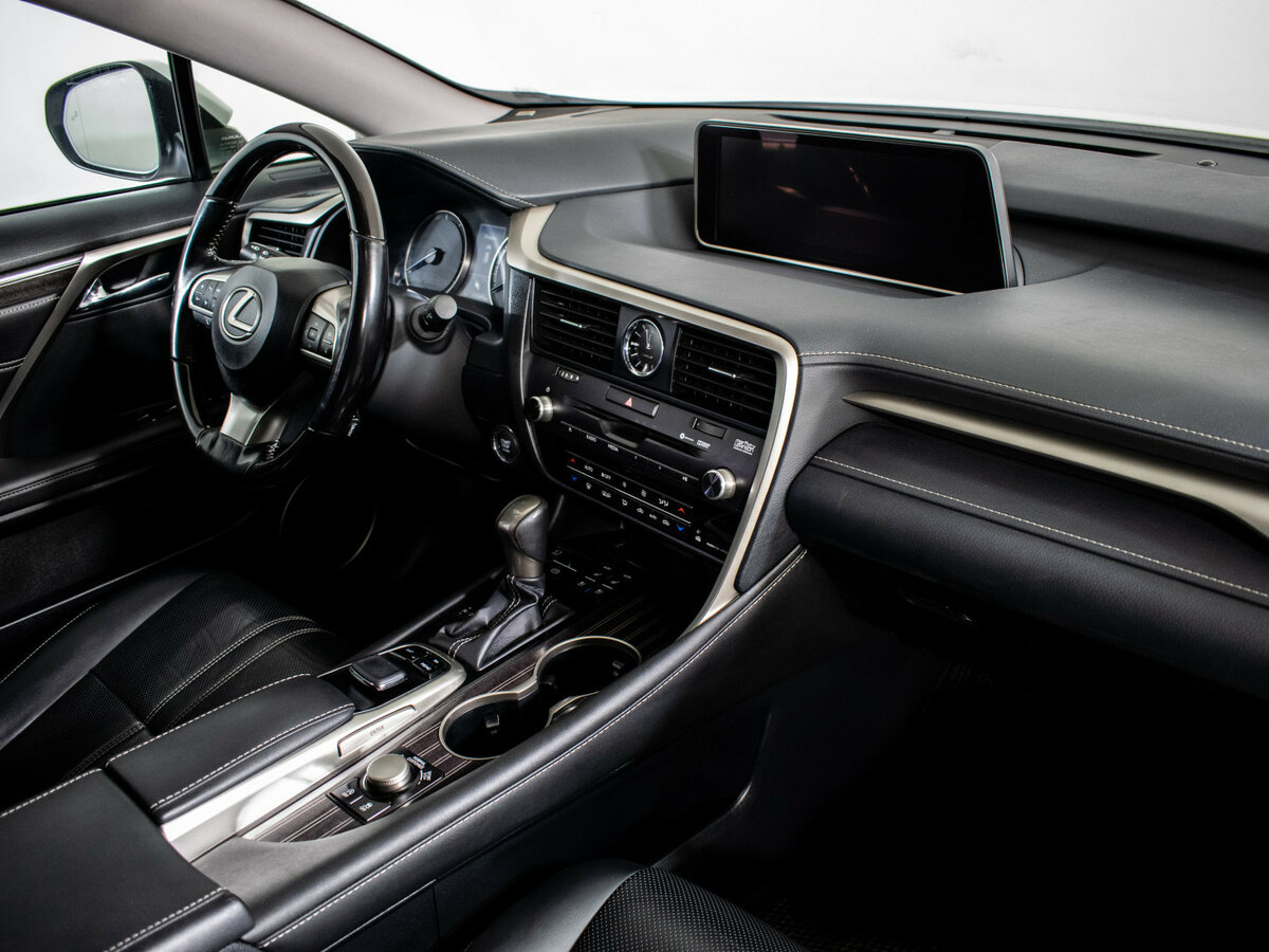 Lexus RX с пробегом — 2016 год. Фото: #10