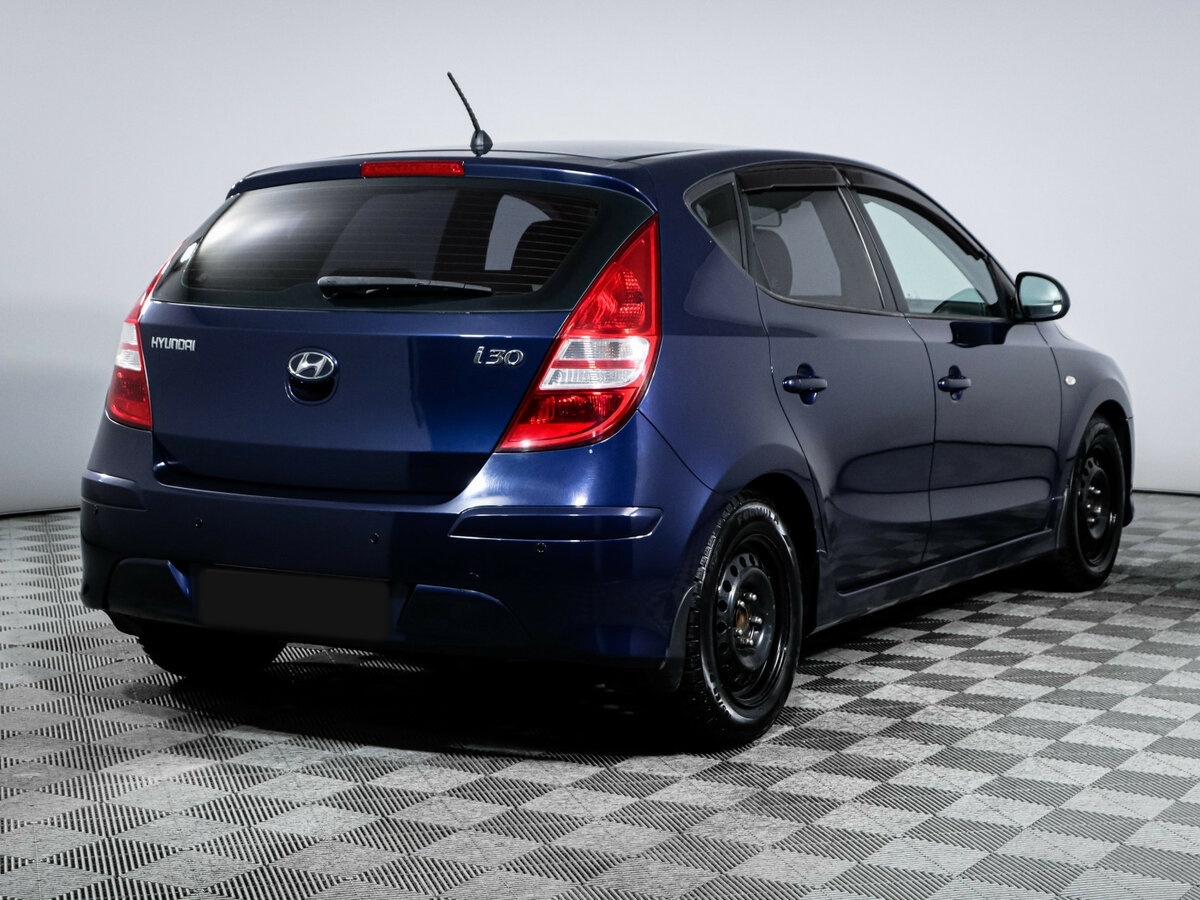 Hyundai i30 с пробегом — 2010 год. Фото: #3