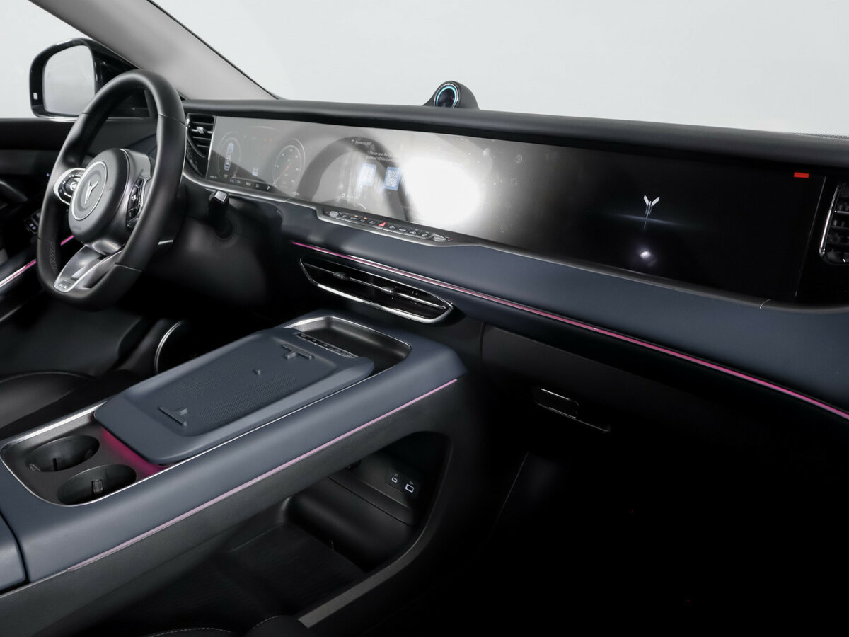 Voyah Free с пробегом — 2023 год. Фото: #8