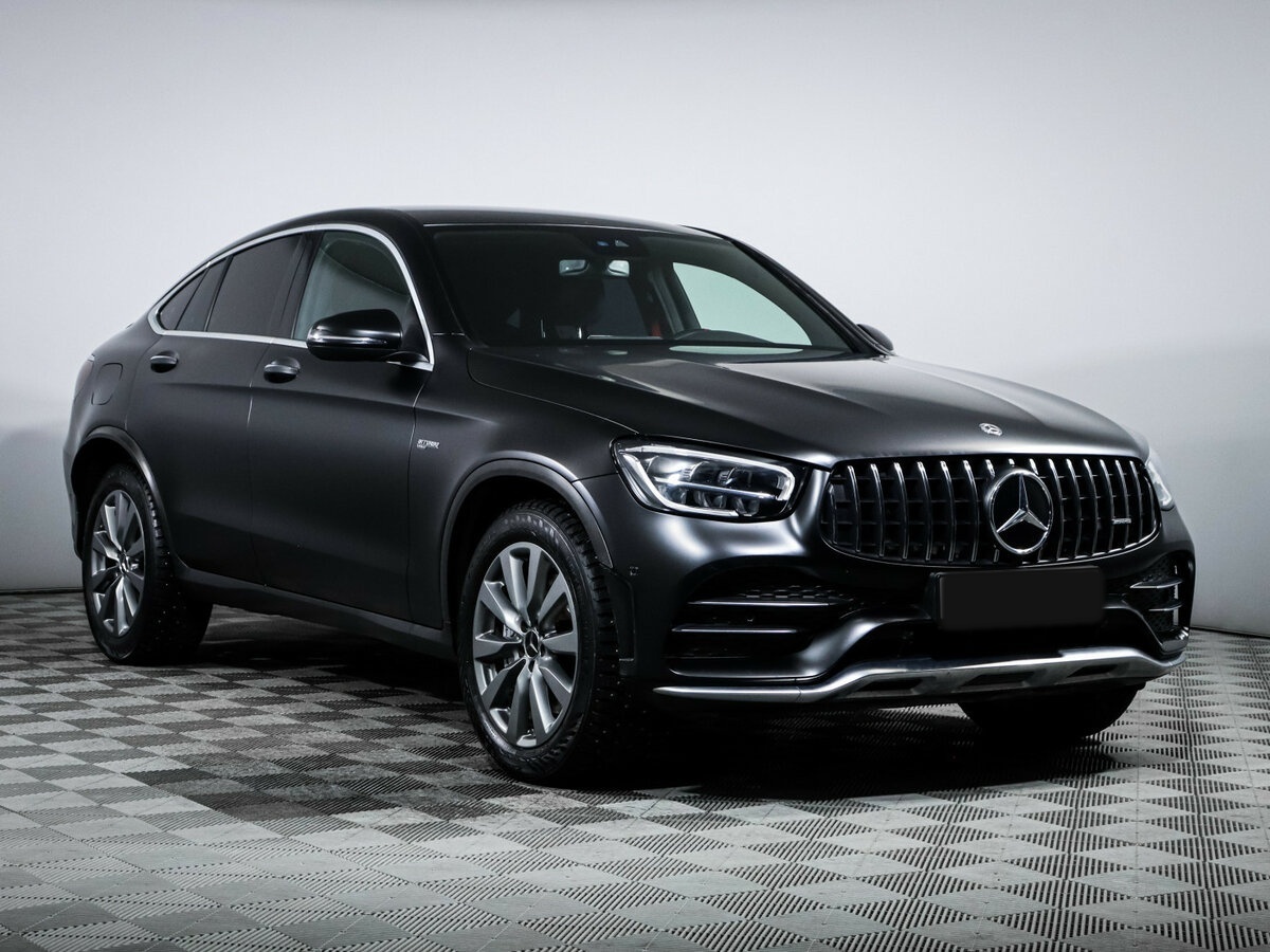 Mercedes-Benz GLC Coupe AMG с пробегом — 2020 год. Фото: #2