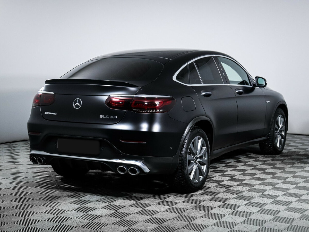 Mercedes-Benz GLC Coupe AMG с пробегом — 2020 год. Фото: #3