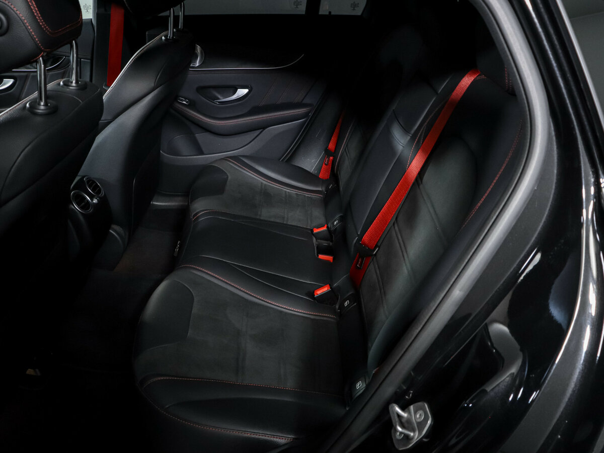 Mercedes-Benz GLC Coupe AMG с пробегом — 2020 год. Фото: #7