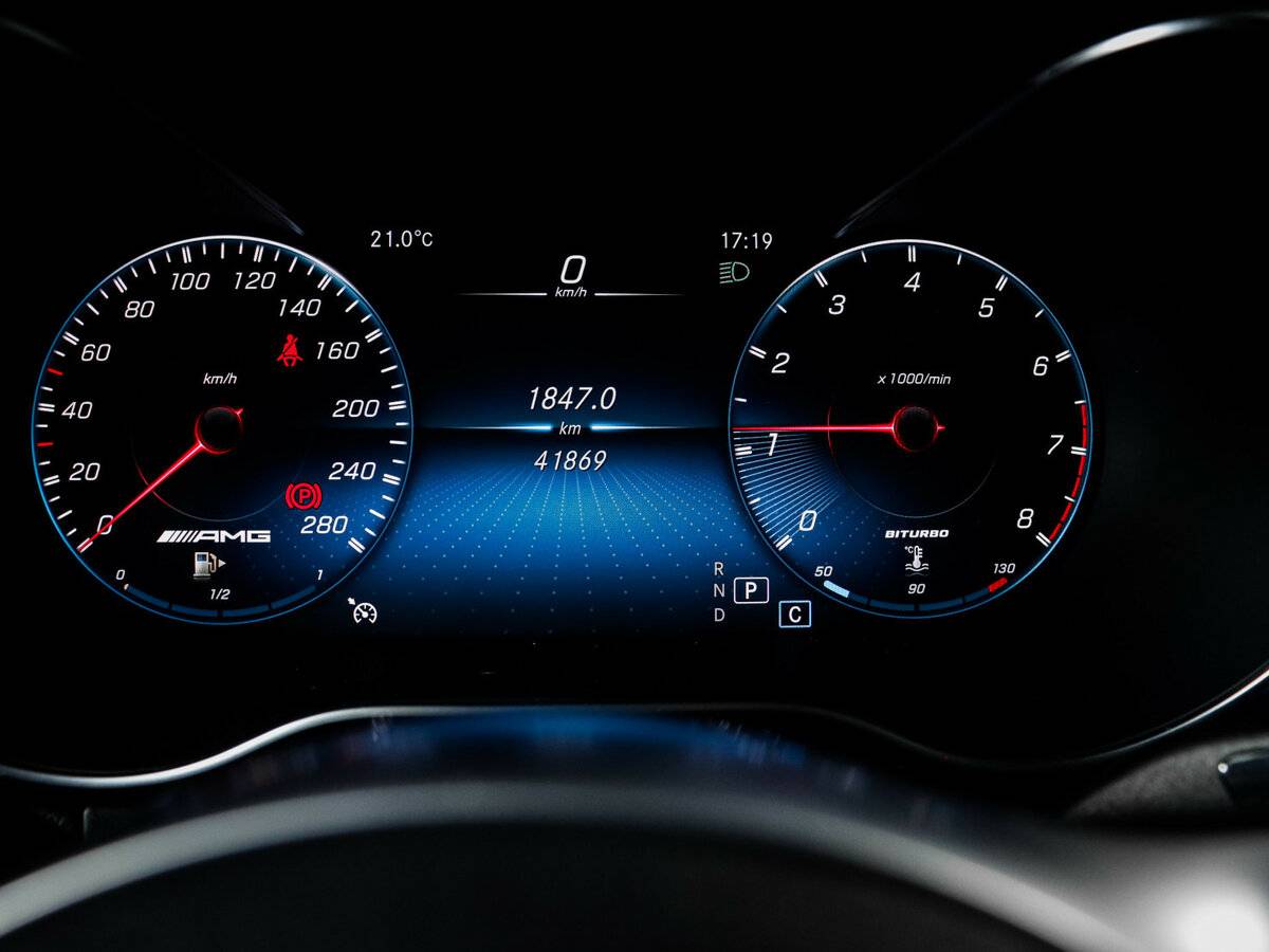 Mercedes-Benz GLC Coupe AMG с пробегом — 2020 год. Фото: #8