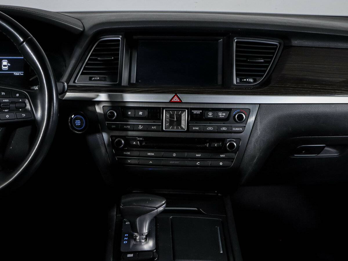 Genesis G80 с пробегом — 2017 год. Фото: #10