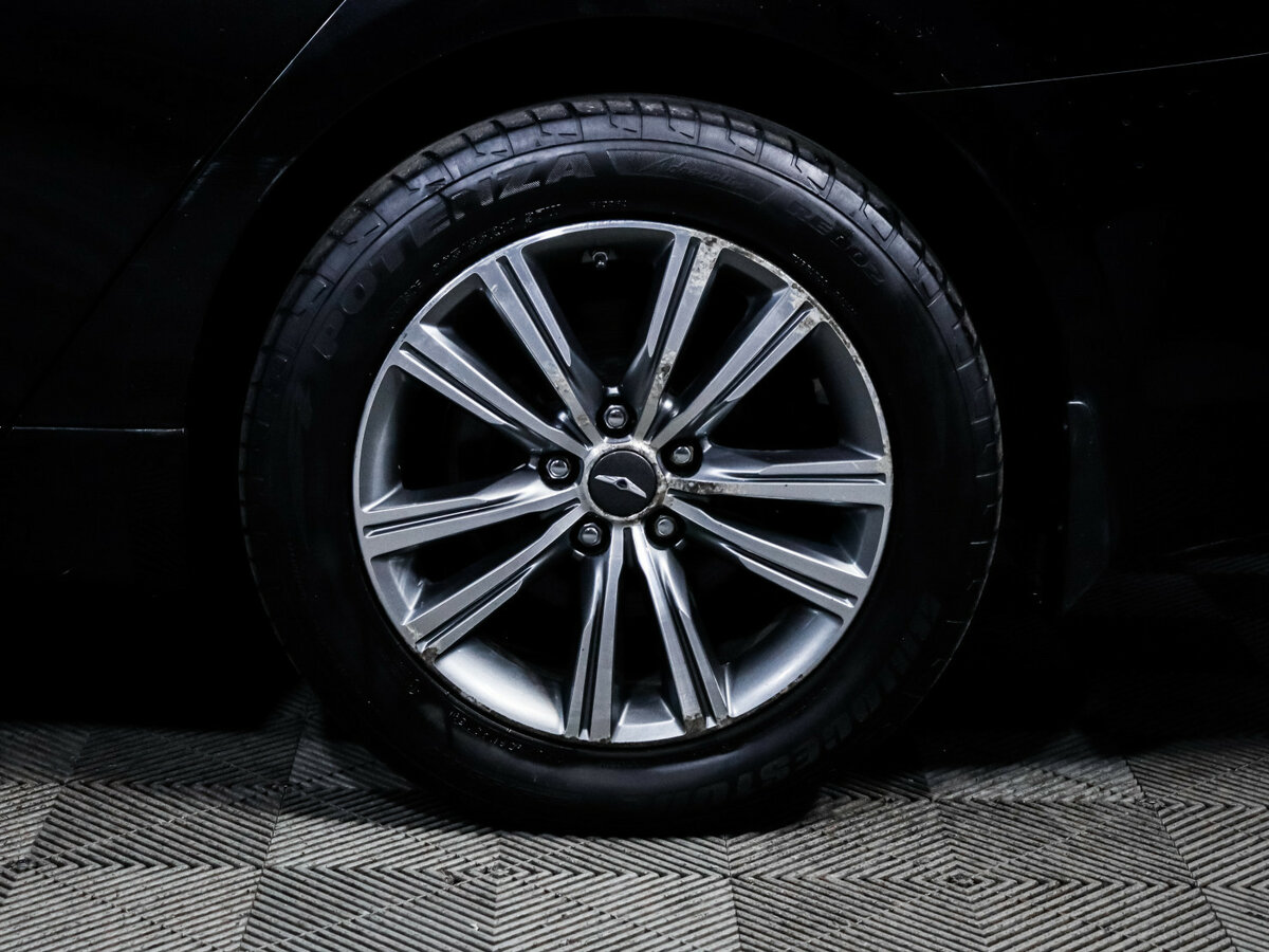 Genesis G80 с пробегом — 2017 год. Фото: #12