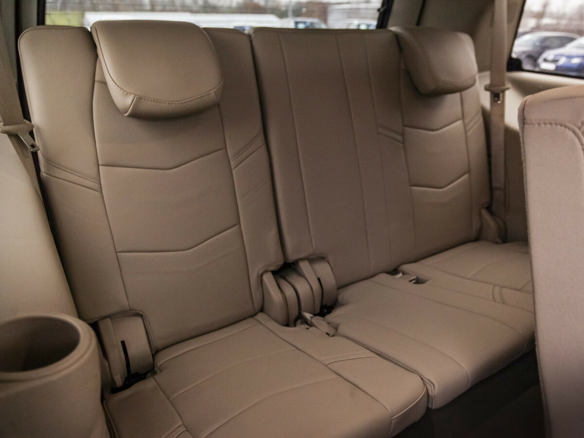 Cadillac Escalade с пробегом — 2018 год. Фото: #11