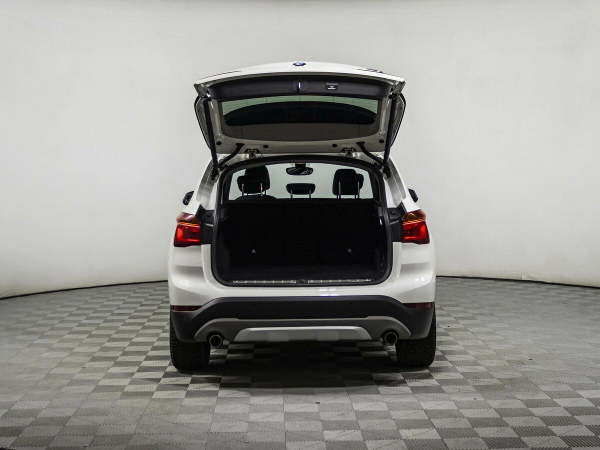 BMW X1 с пробегом — 2016 год. Фото: #16