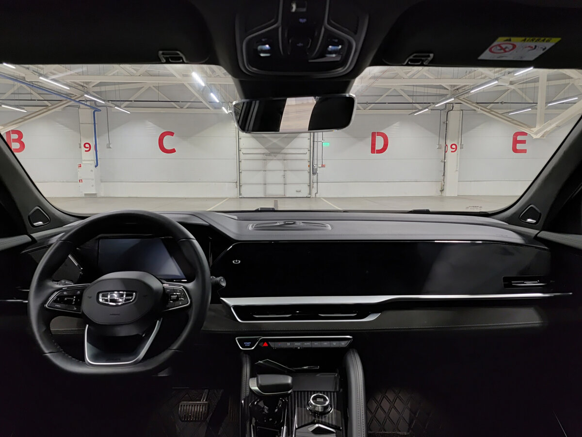 Geely Monjaro с пробегом — 2024 год. Фото: #13