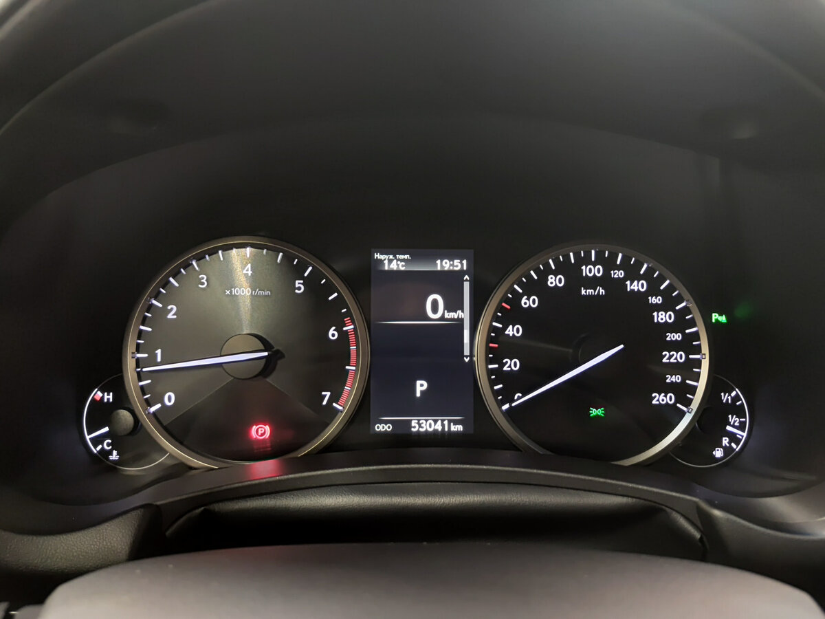 Lexus NX с пробегом — 2018 год. Фото: #12