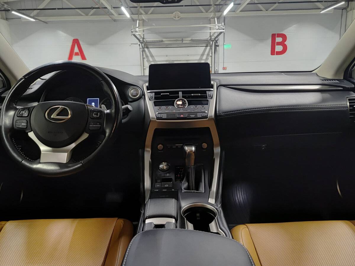 Lexus NX с пробегом — 2018 год. Фото: #13
