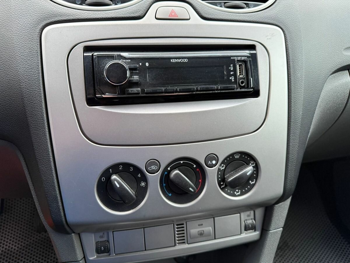 Ford Focus с пробегом — 2009 год. Фото: #8