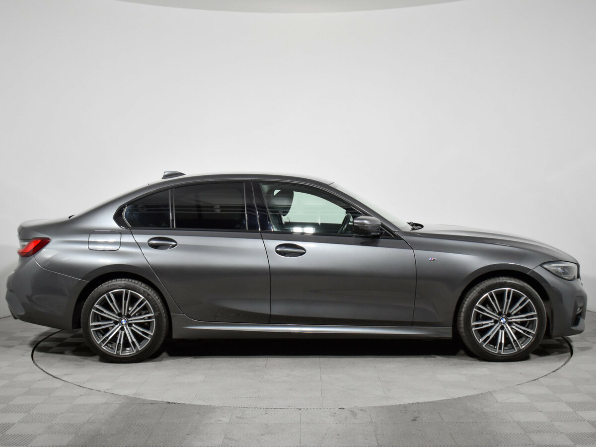 BMW 3 серии с пробегом — 2021 год. Фото: #3