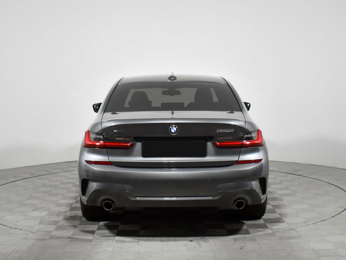 BMW 3 серии с пробегом — 2021 год. Фото: #5