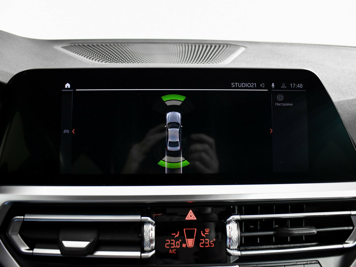 BMW 3 серии с пробегом — 2021 год. Фото: #16