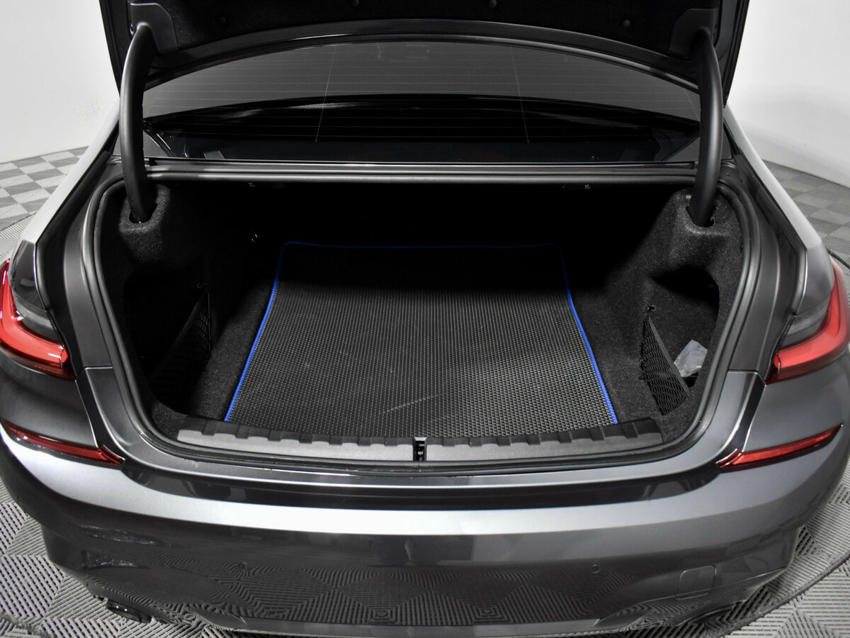 BMW 3 серии с пробегом — 2021 год. Фото: #19