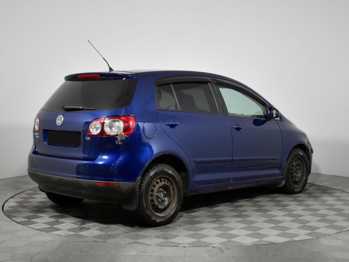 Volkswagen Golf Plus с пробегом — 2008 год. Фото: #4
