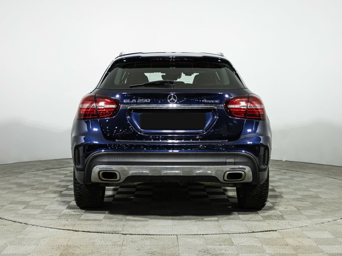 Mercedes-Benz GLA с пробегом — 2017 год. Фото: #5