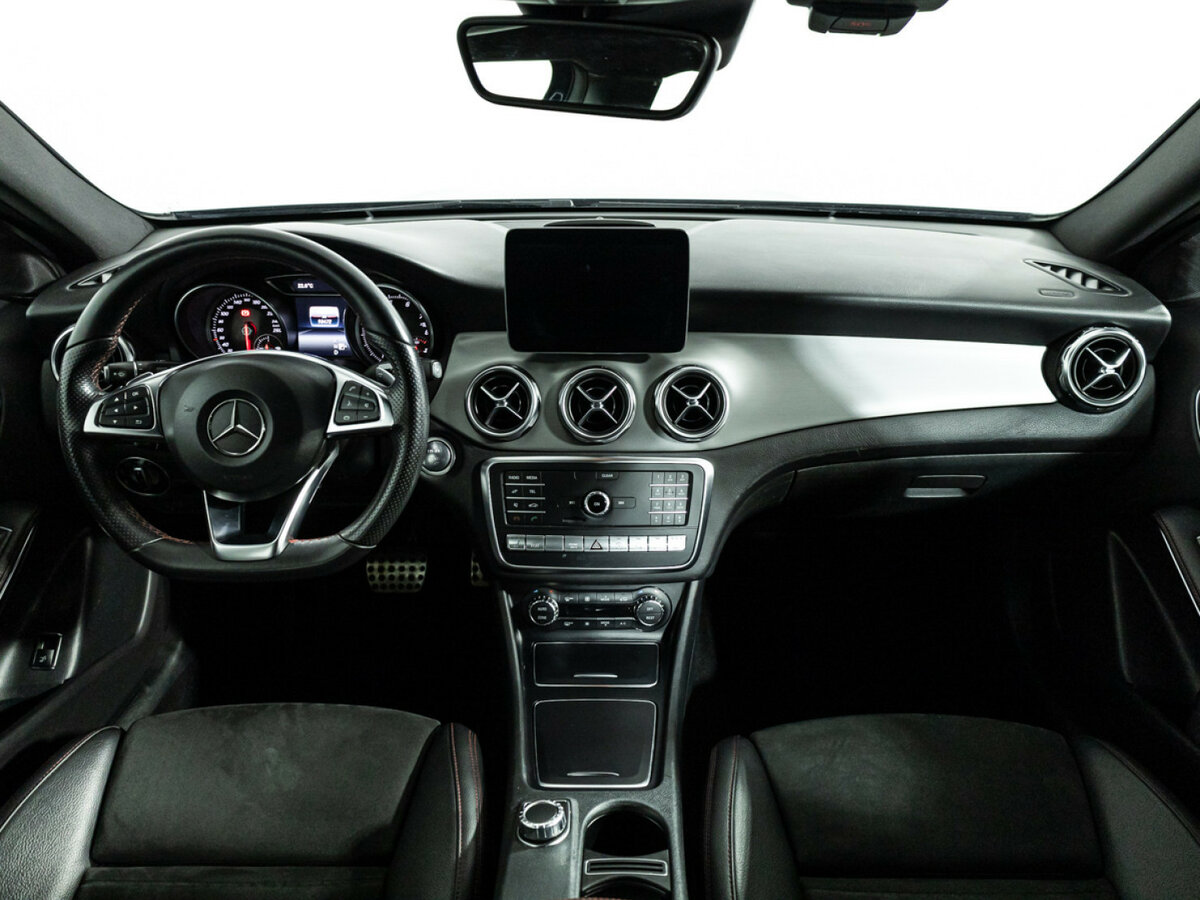 Mercedes-Benz GLA с пробегом — 2017 год. Фото: #12