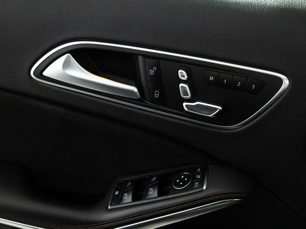 Mercedes-Benz GLA с пробегом — 2017 год. Фото: #14