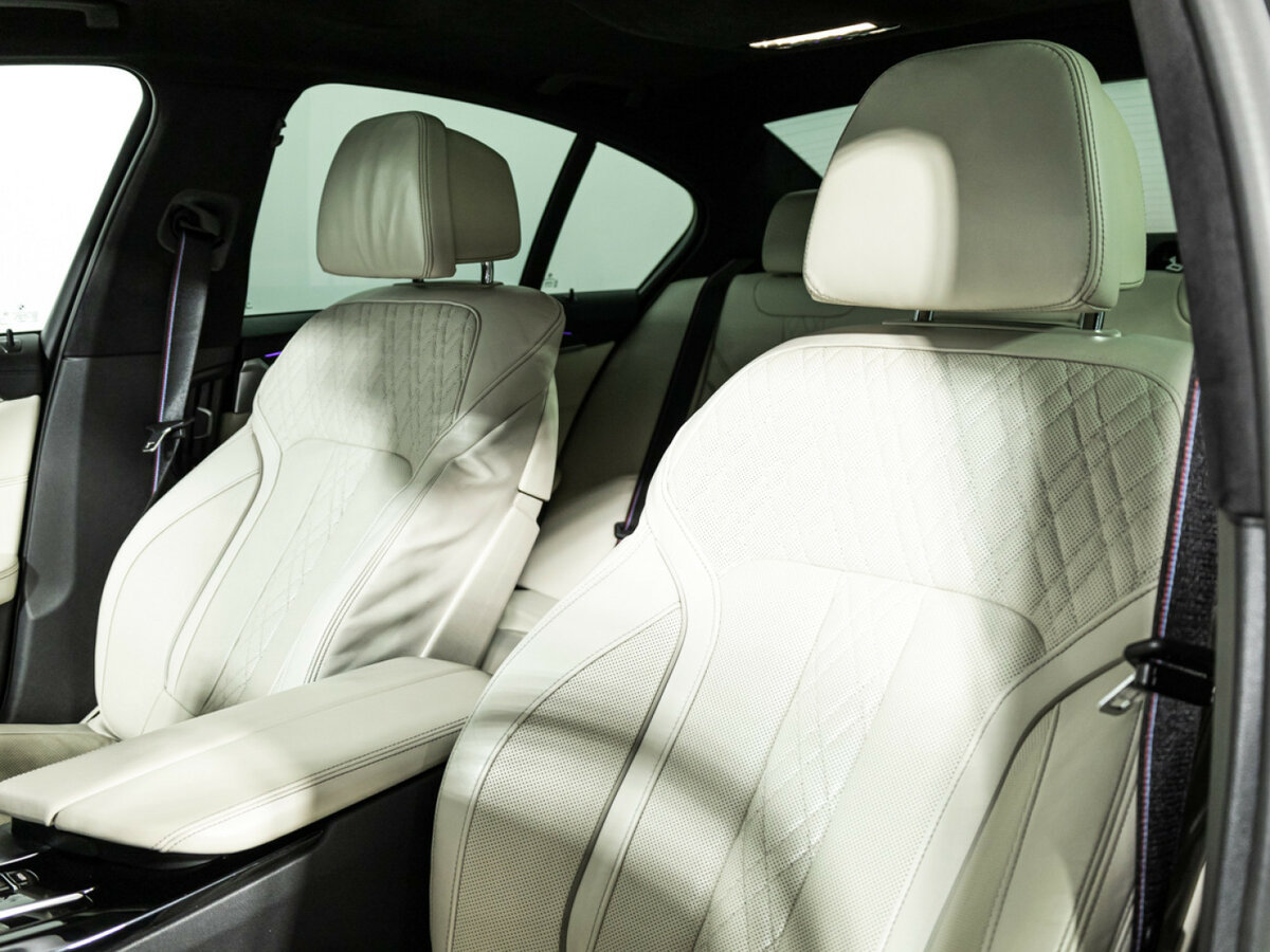 BMW 5 серии с пробегом — 2020 год. Фото: #17