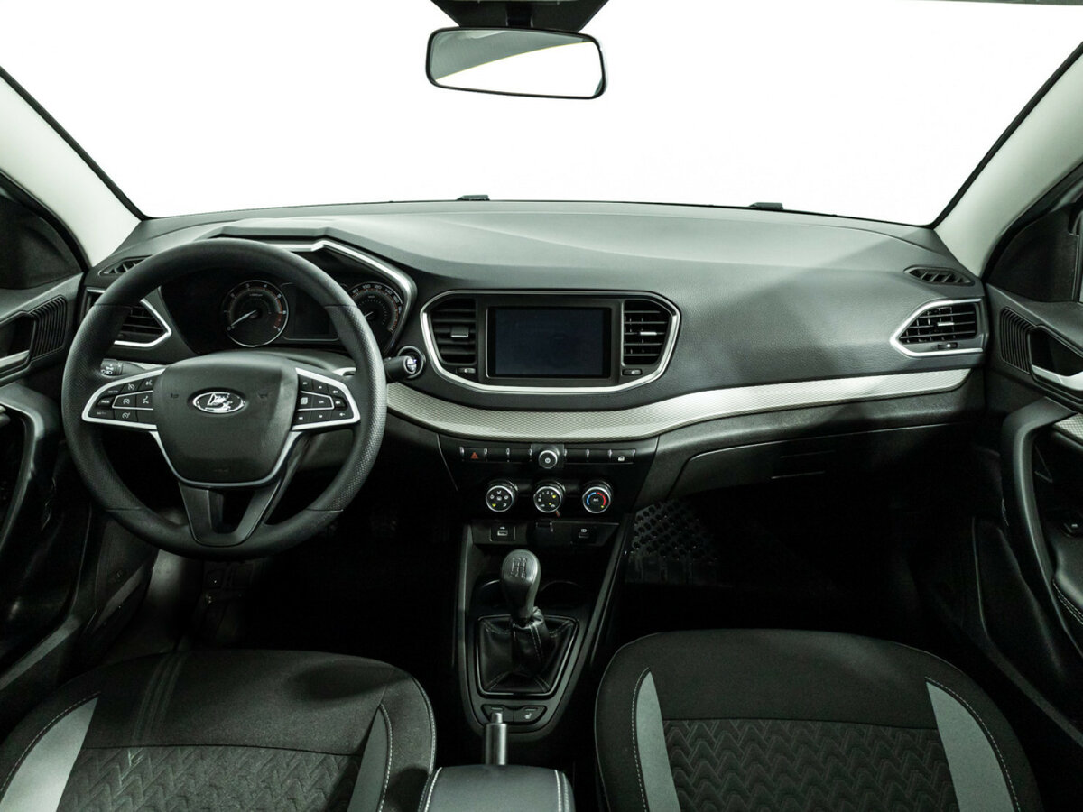 Lada (ВАЗ) Vesta с пробегом — 2023 год. Фото: #12